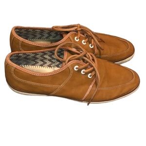 Casual shoes